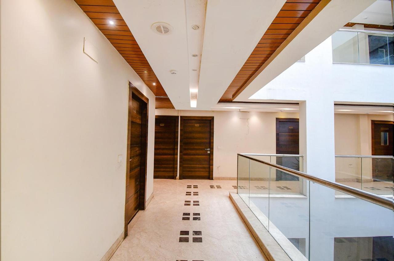 Hotel Radiant Kolkata Bagian luar foto