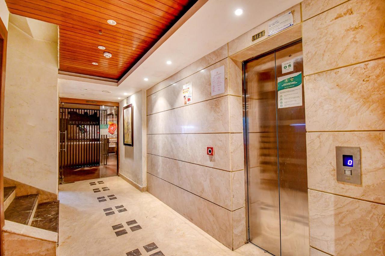 Hotel Radiant Kolkata Bagian luar foto